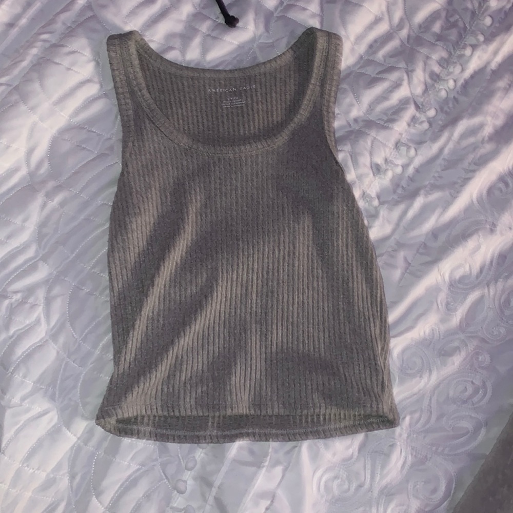 slightly worn tank top - American Eagle